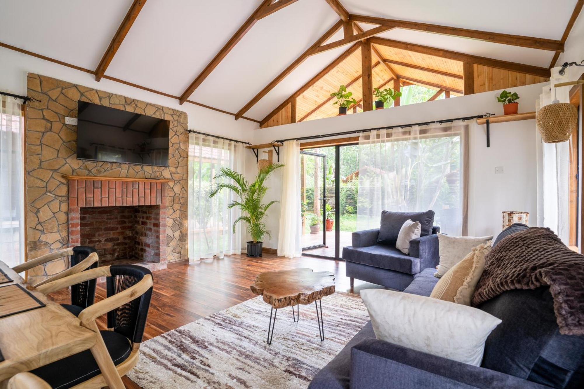 Ferienwohnung The Jungle Oasis With Heated Pool Nairobi Exterior foto